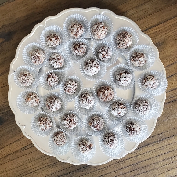 Meet your Posher, Amal (Hope) - Picture 2 of 2